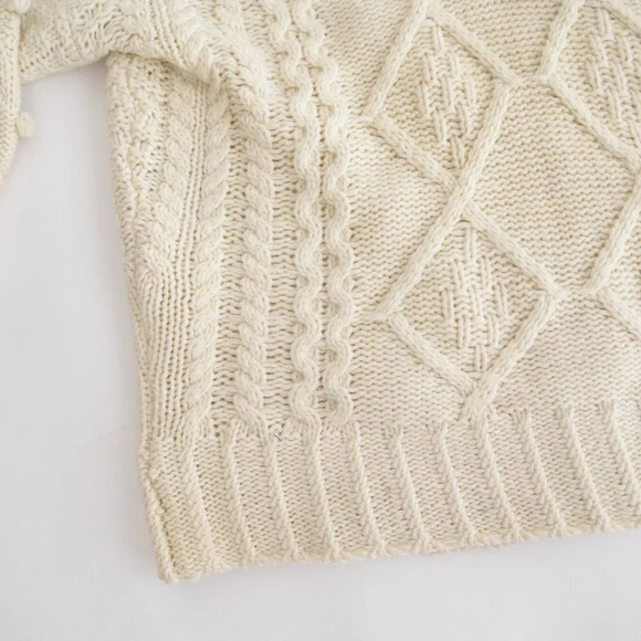 Molly Bracken Cream  Knit V-Neck Sweater Size TU - Picture 7 of 13